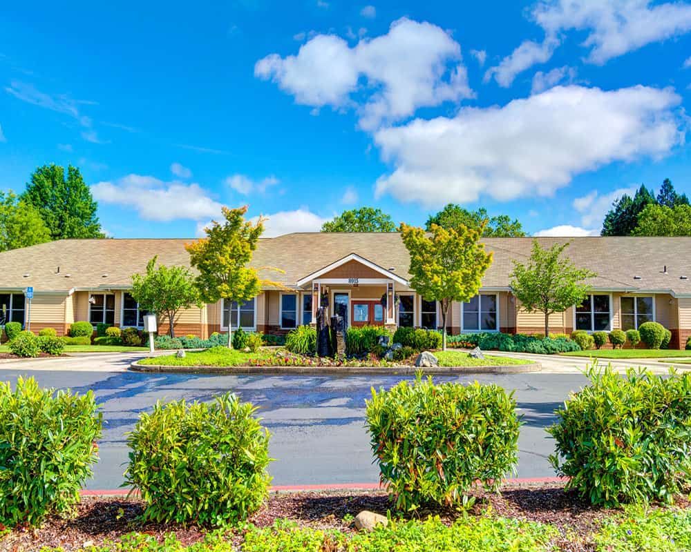 memory-care-facility-maple-heights-senior-living